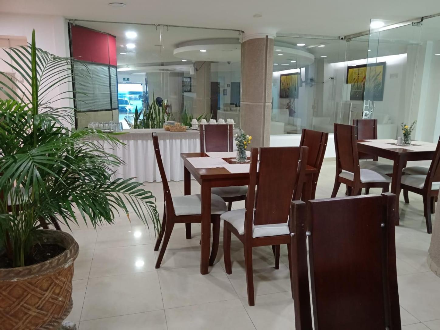 בארנקווילה Hotel Charthon Barranquilla מראה חיצוני תמונה
