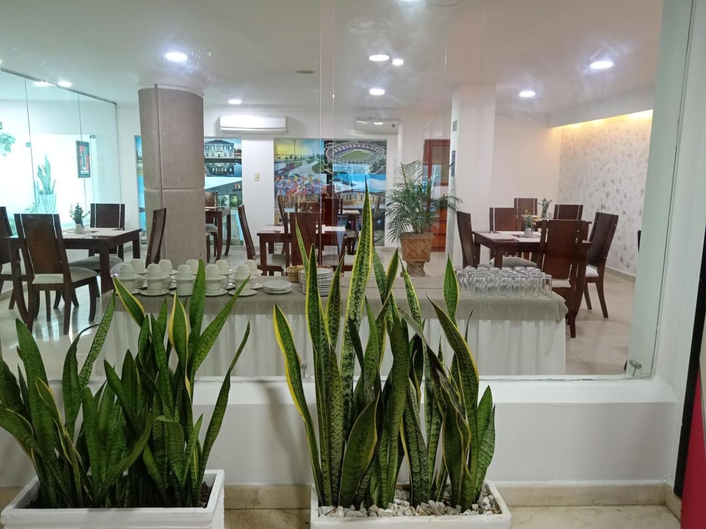 בארנקווילה Hotel Charthon Barranquilla מראה חיצוני תמונה