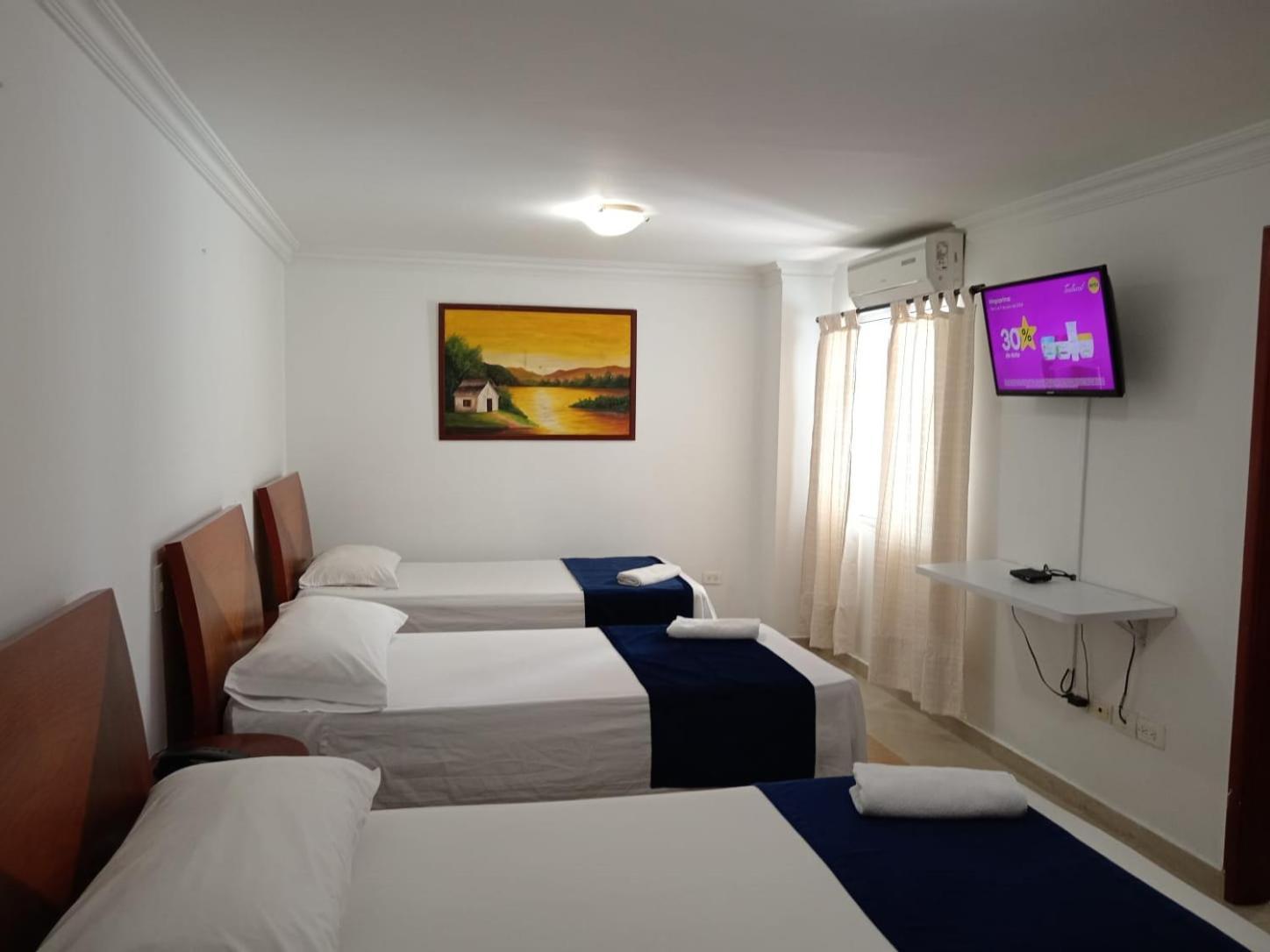 בארנקווילה Hotel Charthon Barranquilla מראה חיצוני תמונה