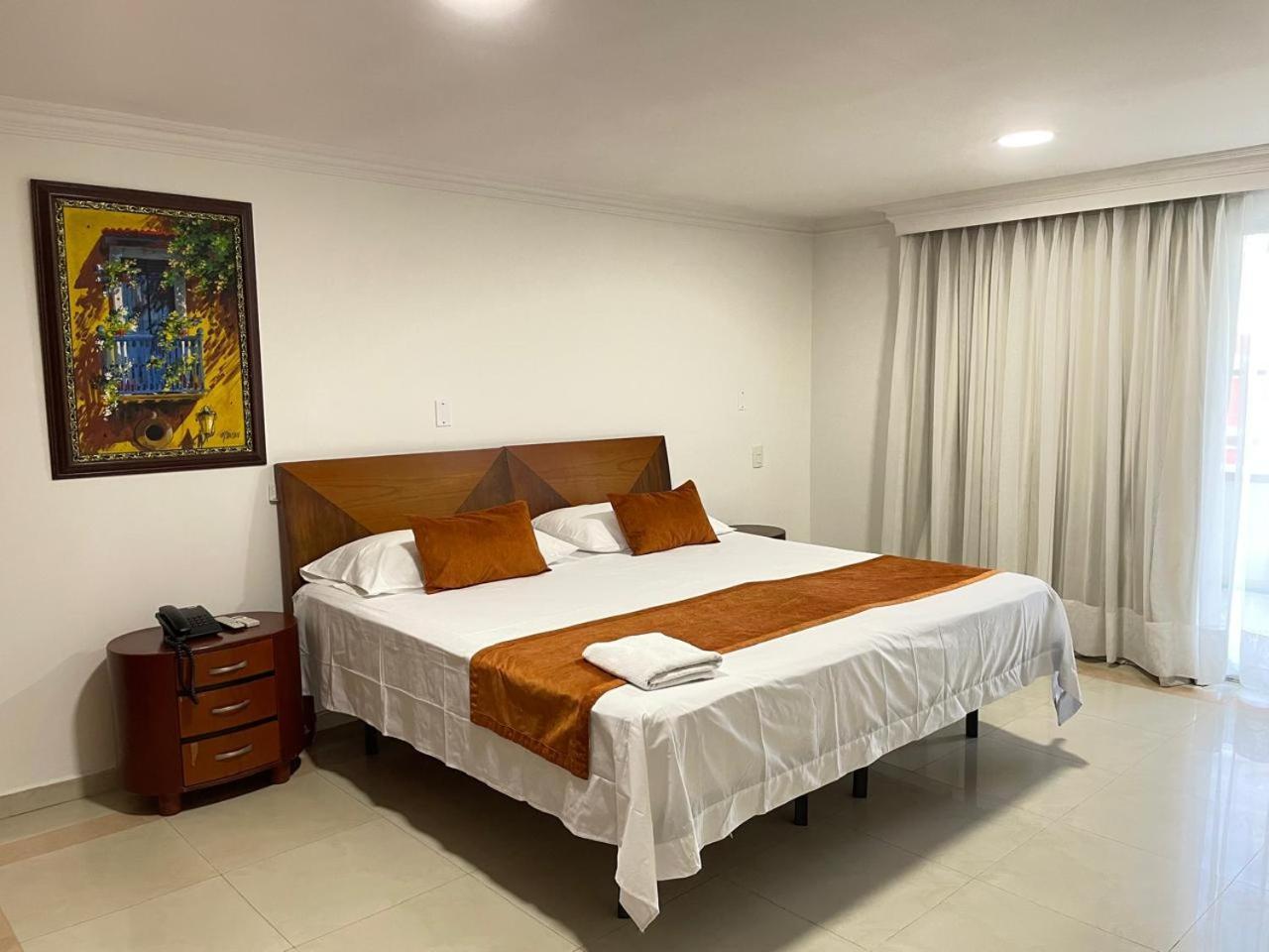 בארנקווילה Hotel Charthon Barranquilla מראה חיצוני תמונה